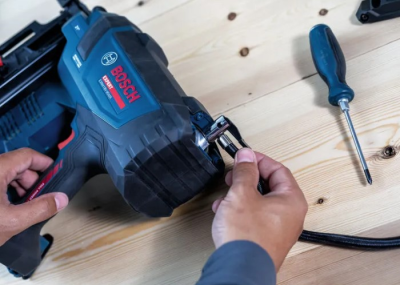 EXPERT EXNH18V-90MR Akülü Çerçeve Çivi Çakma Makinesi (21°) Sipariş numarası 0.601.9R1.302