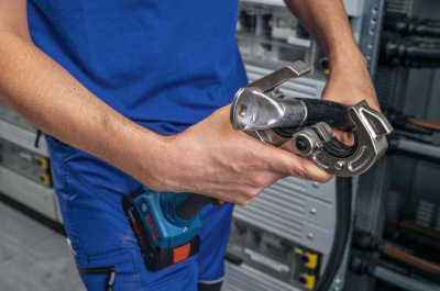 Akülü Hidrolik Sıkma Makinesi GPH 18V-60 (solo)